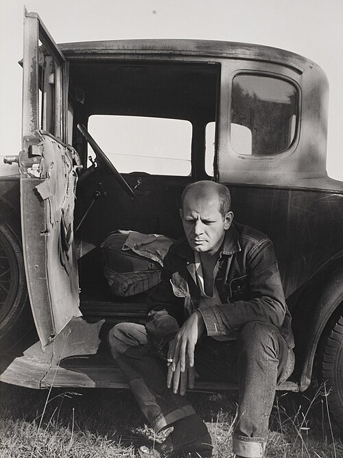 Jackson_Pollock_by_Hans_Namuth.jpg